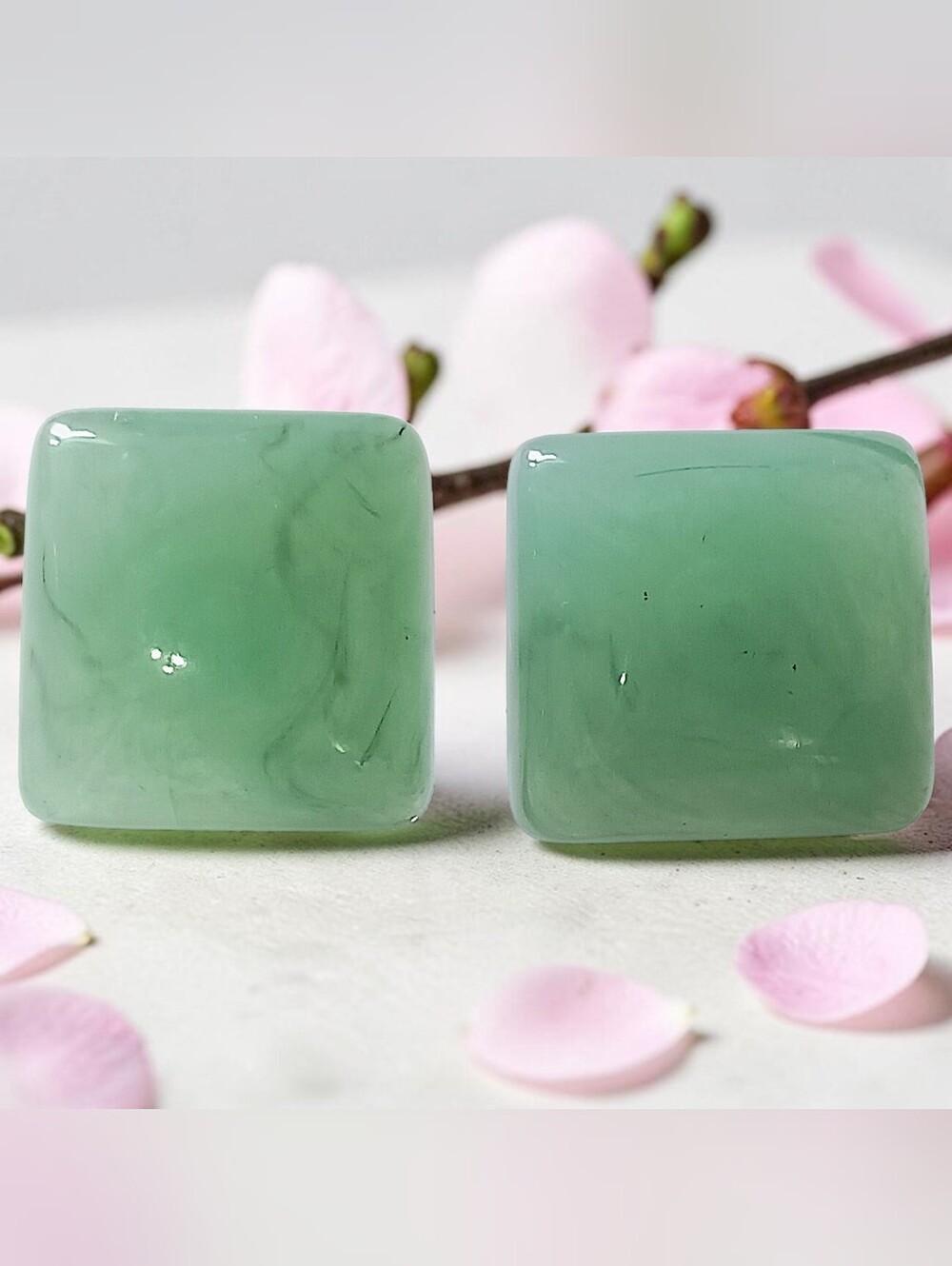 Vtg Translucent Lucite Earrings Faux Jade Acrylic Square Pierced Statement 80s